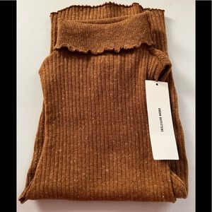 Urban Outfitters top